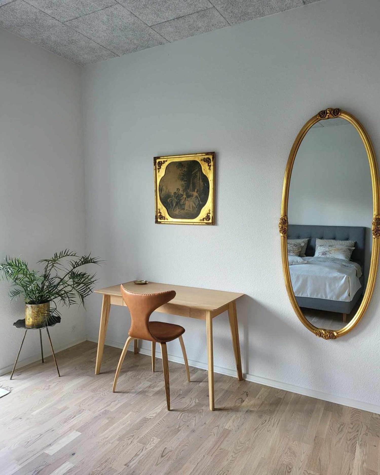 Modern & Homely - Free Parking Apartment
