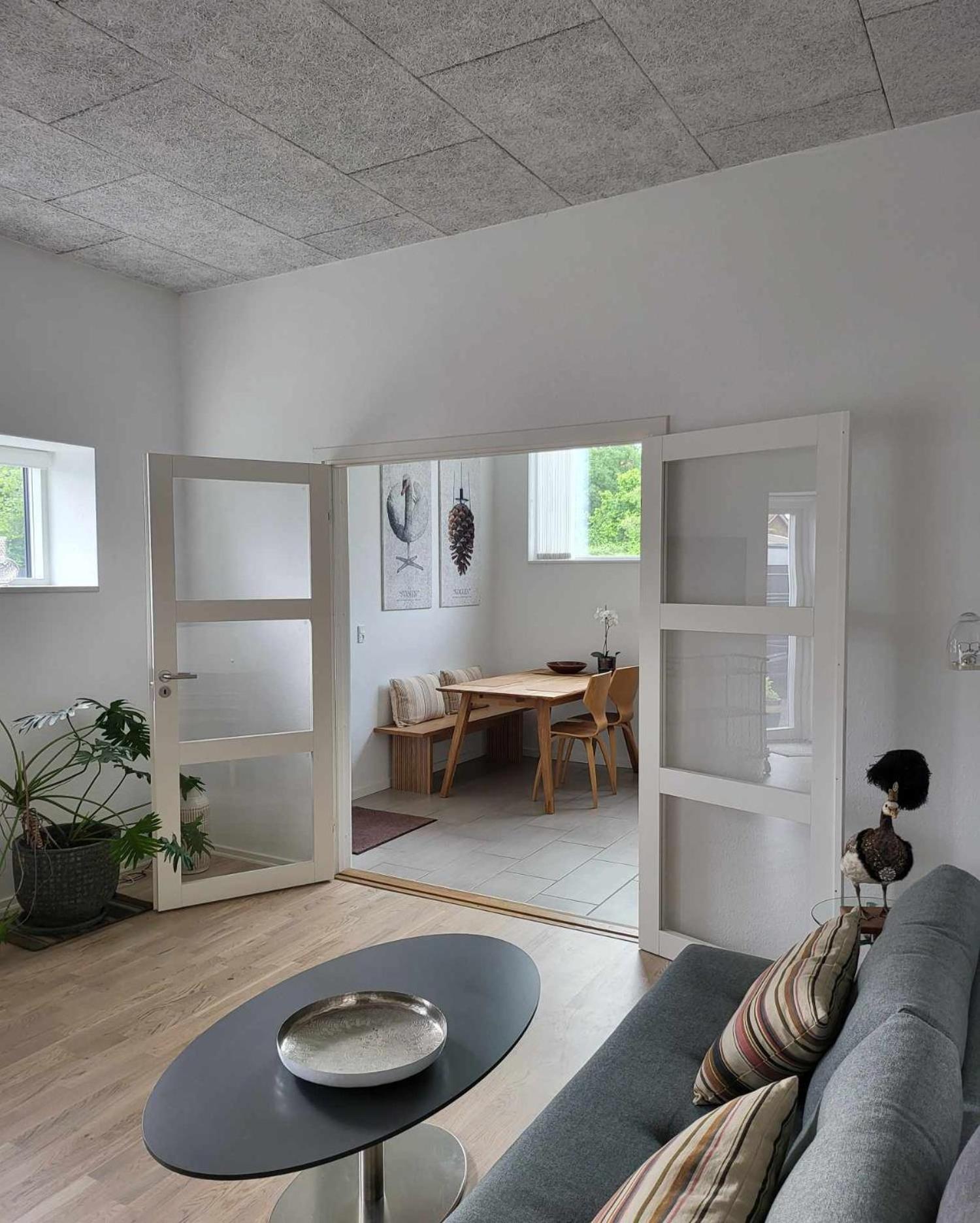 Modern & Homely - Free Parking *